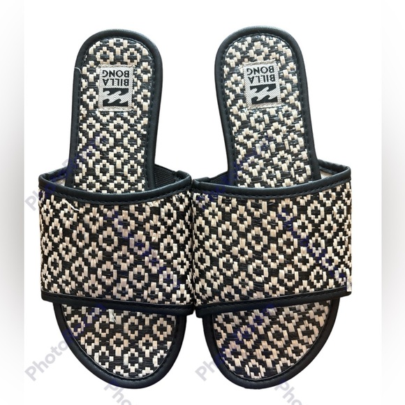 BILLABONG Suns Out Black and White Slide Sandals - Picture 1 of 5